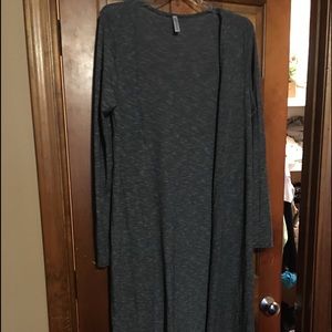 Long lightweight sweater